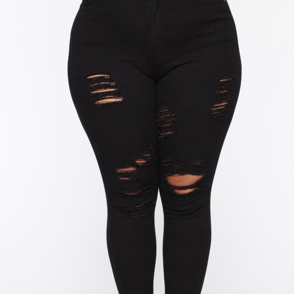 Black Distressed Jeans